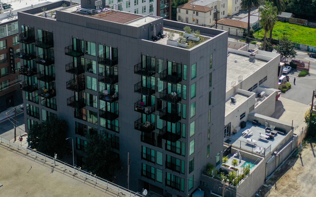 Premiere Hollywood: 1621 N McCadden Pl